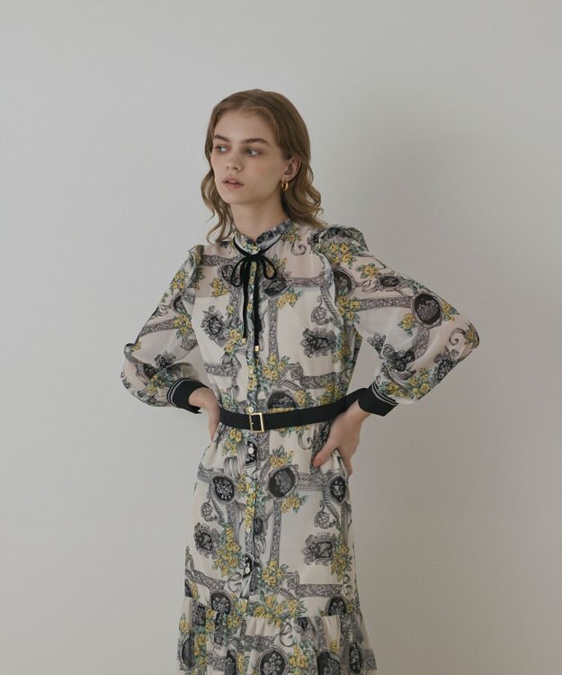 GRACE CONTINENTAL オーナメントフラワープリントワンピース キナリ