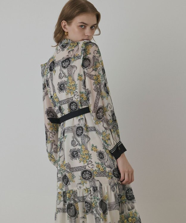 GRACE CONTINENTAL オーナメントフラワープリントワンピース キナリ