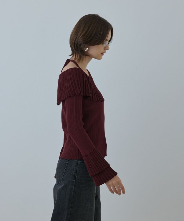 GRACE CONTINENTAL アイレットフレアニットトップ ボルドー