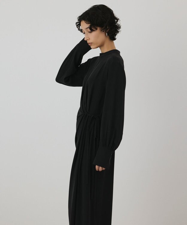GRACE CONTINENTAL シルクデシンドレープワンピース ブラック