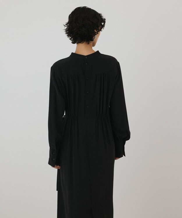 GRACE CONTINENTAL シルクデシンドレープワンピース ブラック