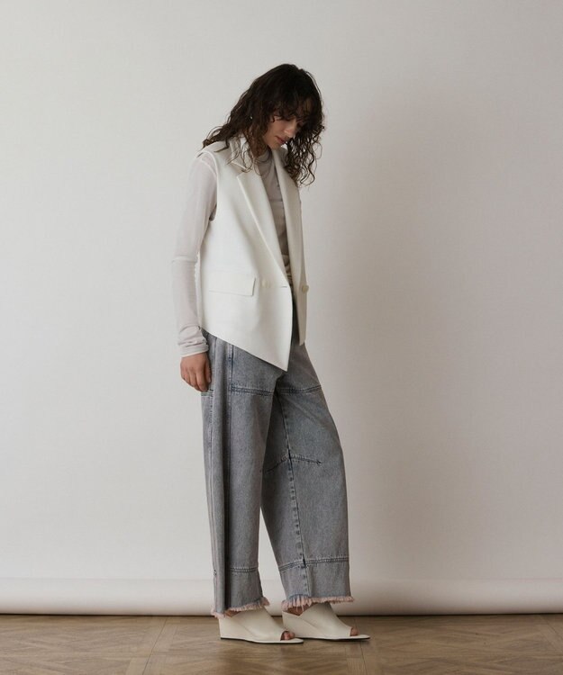 GRACE CONTINENTAL イレヘムジレジャケット ホワイト