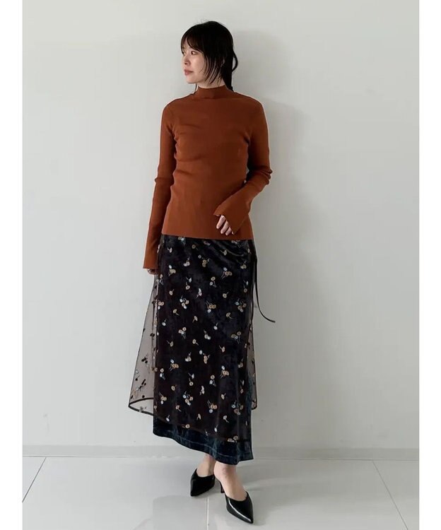 GRACE CONTINENTAL 刺繍レイヤードベロアスカート ブルー