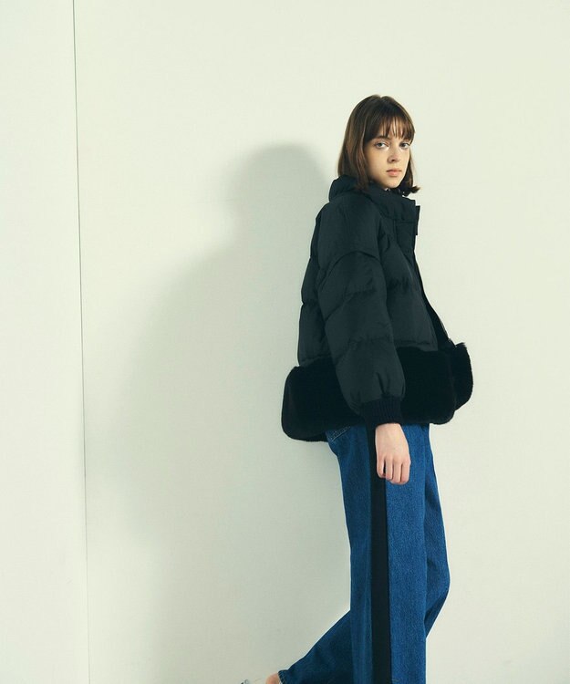 GRACE CONTINENTAL ヘムファーショートダウンジャケット ブラック