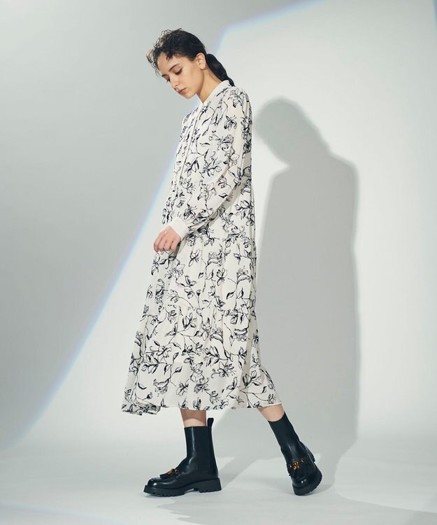 GRACE CONTINENTAL リボン付ロゴフラワープリントワンピース　長袖 リボン付ロゴフラワープリントワンピース / GRACE CONTINENTAL