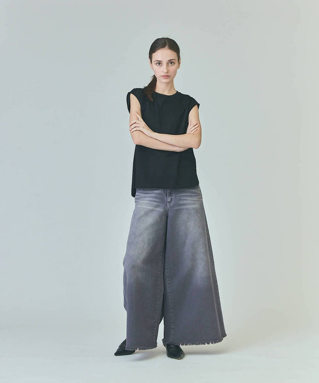 GRACE CONTINENTAL バックロゴ刺繍ノースリーブ ブラック