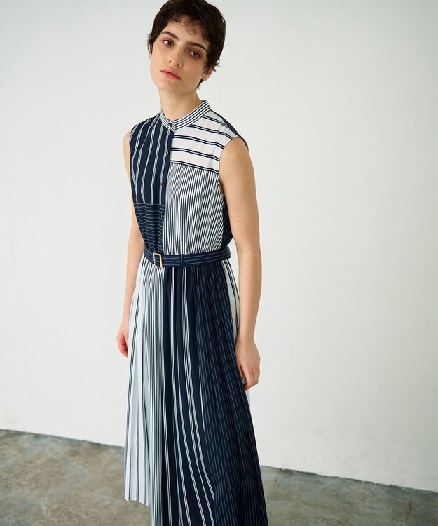 GRACE CONTINENTAL ストライププリントワンピース ネイビー