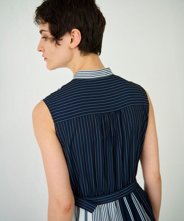 GRACE CONTINENTAL ストライププリントワンピース ネイビー