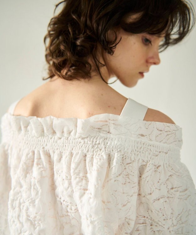 GRACE CONTINENTAL ドルマンフクレジャガードニットトップ ホワイト