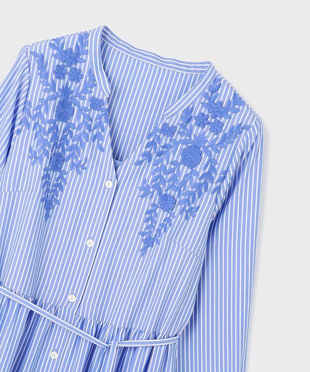 GRACE CONTINENTAL ストライプ刺繍ワンピース ブルー