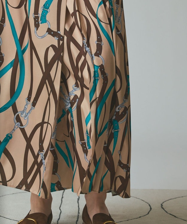 GRACE CONTINENTAL ベルトプリントアシメプリーツスカート ベージュ