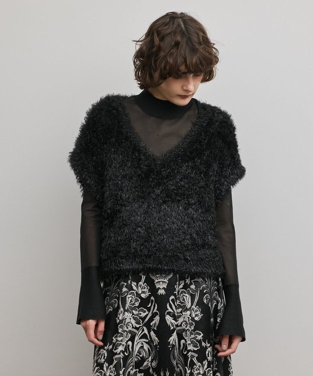 GRACE CONTINENTAL ラメフェザーベスト ブラック