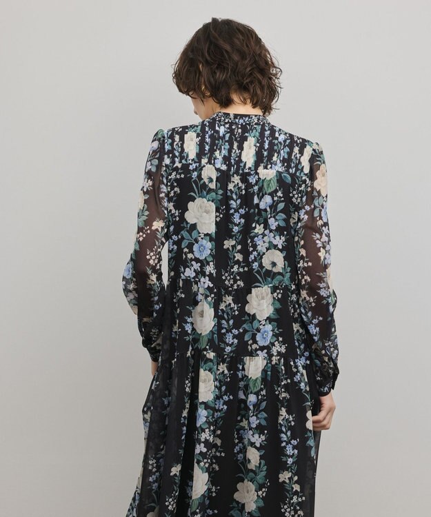 GRACE CONTINENTAL フラワープリントティアードワンピース ブラック