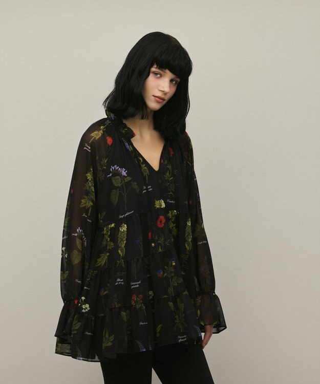 GRACE CONTINENTAL ボタニカルプリントチュニックトップ ブラック