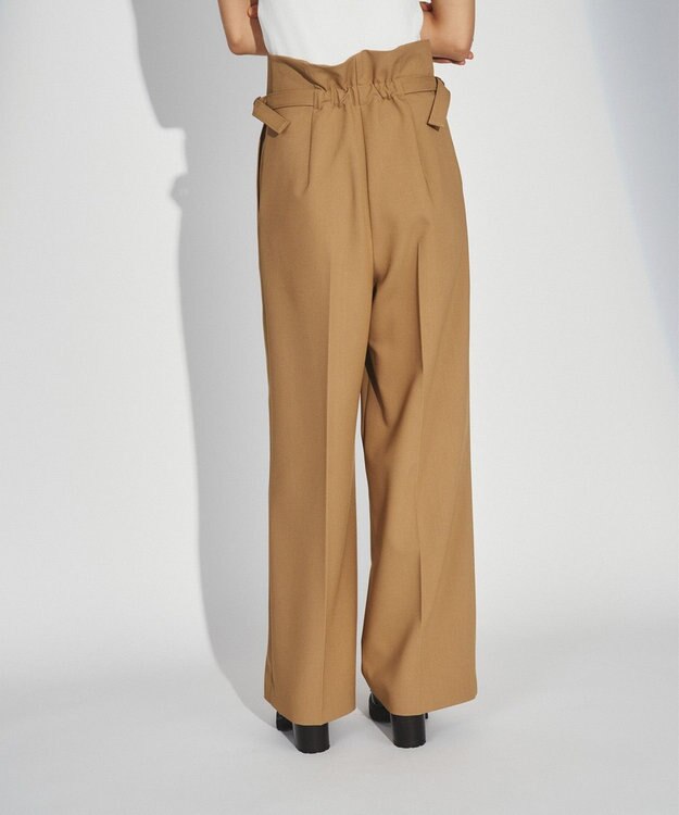 WILLFULLY ベージュ ワイドパンツ プリーツ入り ハイウエスト WILLFULLY ベージュ ワイドパンツ プリーツ入り ハイウエスト