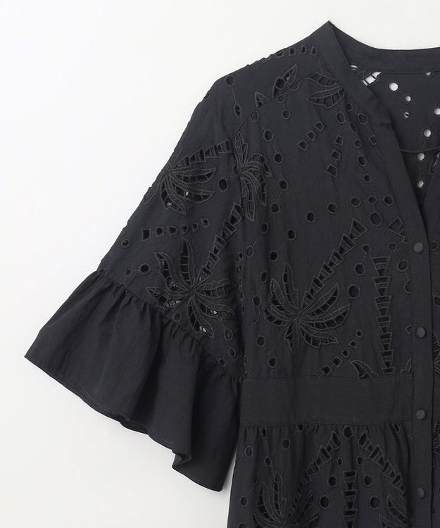 GRACE CONTINENTAL ヤシ柄カットワークワンピース ブラック