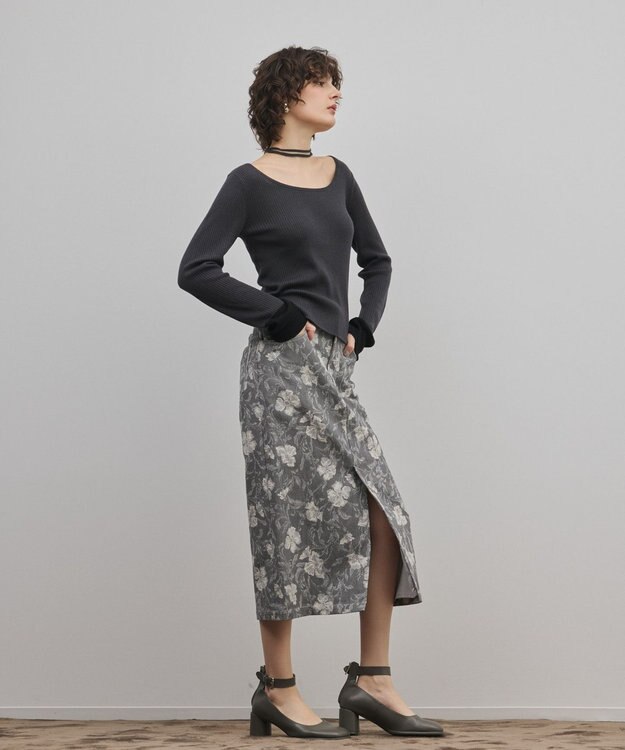 GRACE CONTINENTAL ボタニカルジャガードスカート チャコール
