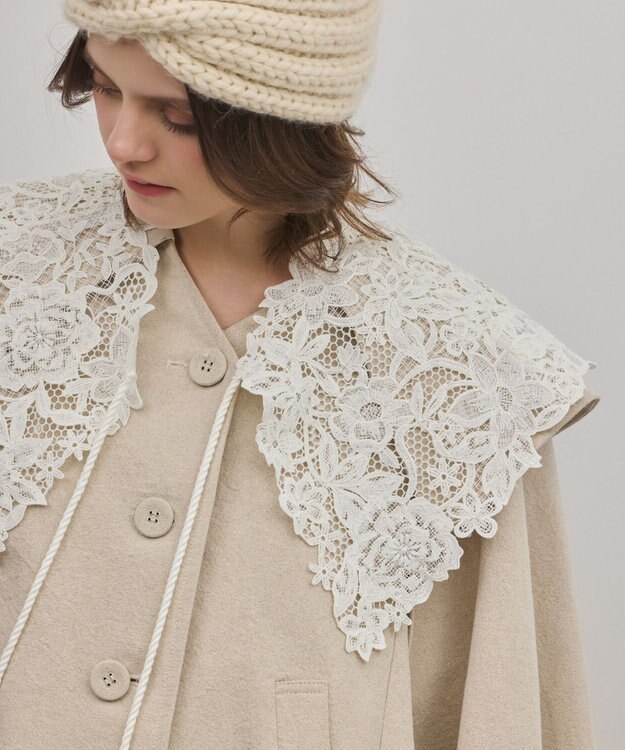 GRACE CONTINENTAL タッセル付レースカラー キナリ