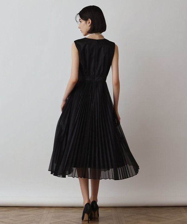 GRACE CONTINENTAL ブライトメッシュワンピース ブラック