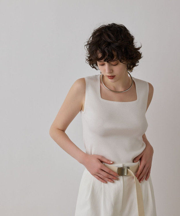 GRACE CONTINENTAL ブライトニットノースリーブ ホワイト