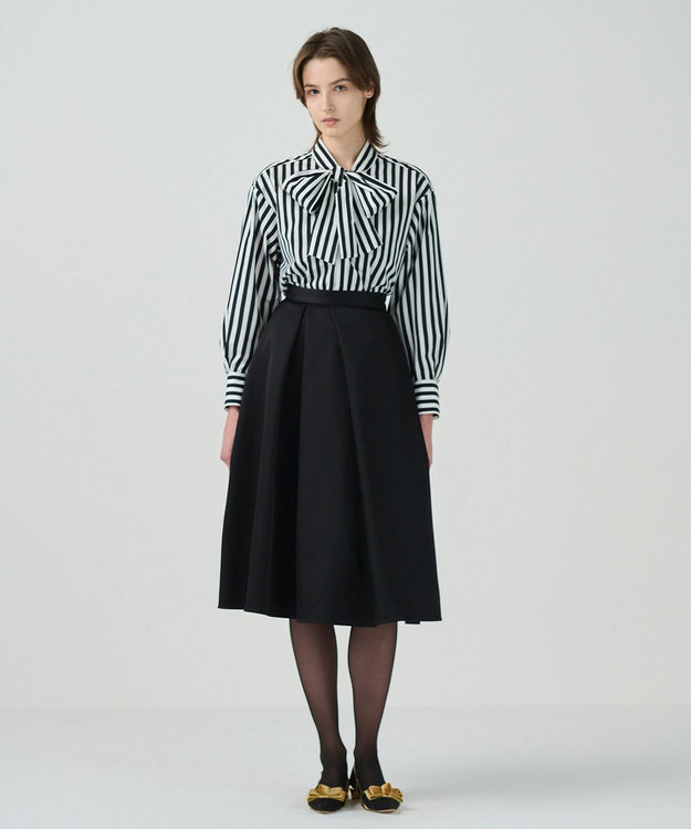 GRACE CONTINENTAL ボリュームサテンタックスカート ブラック