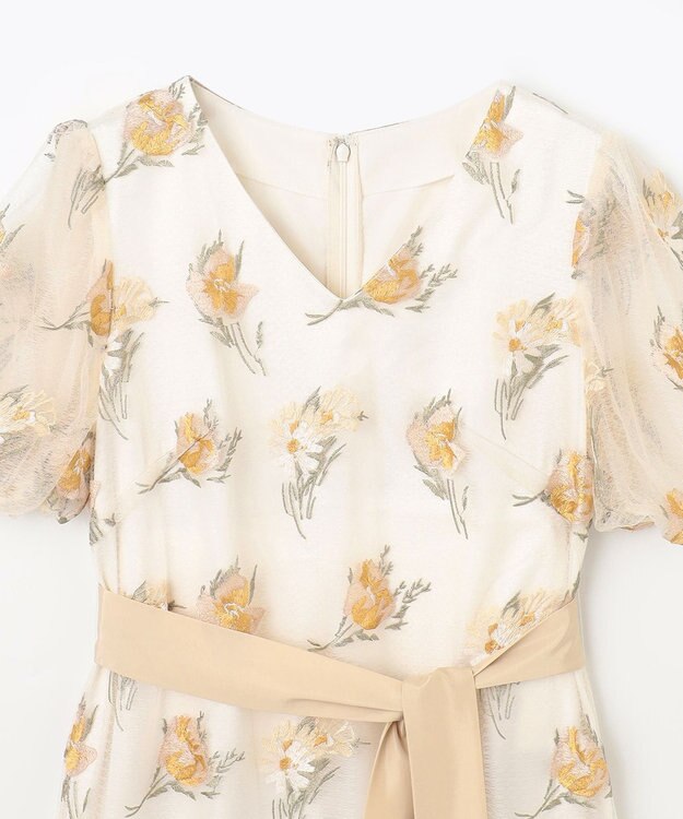 GRACE CONTINENTAL レトロフラワー刺繍ワンピース キナリ