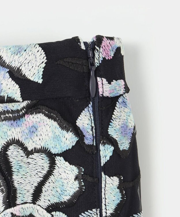 GRACE CONTINENTAL フラワー刺繍プリントスカート ブラック