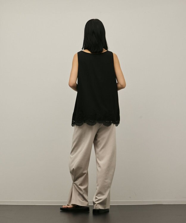 GRACE CONTINENTAL ヘムレースカットトップ ブラック