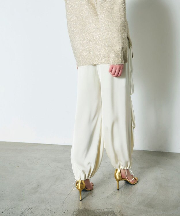 GRACE CONTINENTAL サテンワークパンツ キナリ