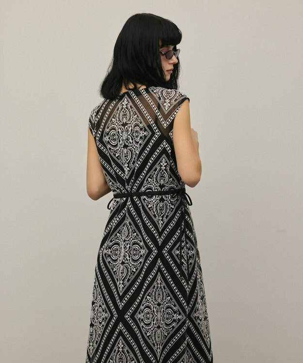 GRACE CONTINENTAL 刺繍ジレワンピース ブラック