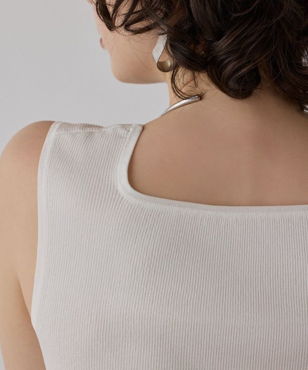 GRACE CONTINENTAL ブライトニットノースリーブ ホワイト