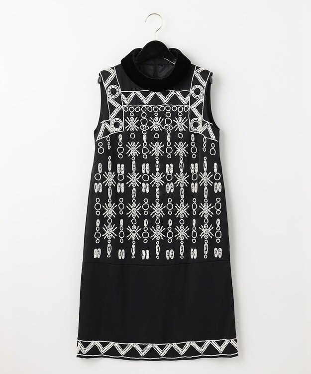 美品　グレースコンチネンタル　ビジュー　ワンピース　36サイズ ビジューエンブレムワンピース / GRACE CONTINENTAL | GRACE