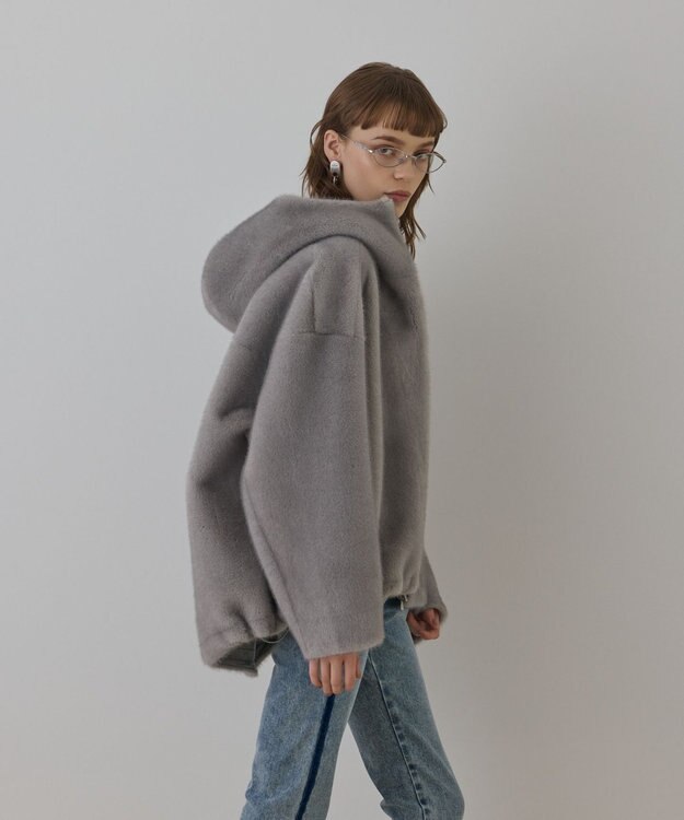 GRACE CONTINENTAL フェイクミンクフードジャケット ライトグレー