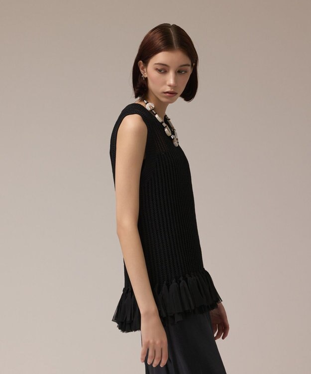 GRACE CONTINENTAL チュールフリンジニットトップ ブラック