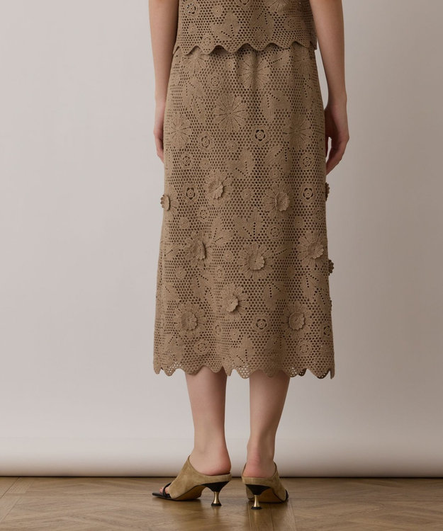 GRACE CONTINENTAL クロシュ刺繍スカート ベージュ