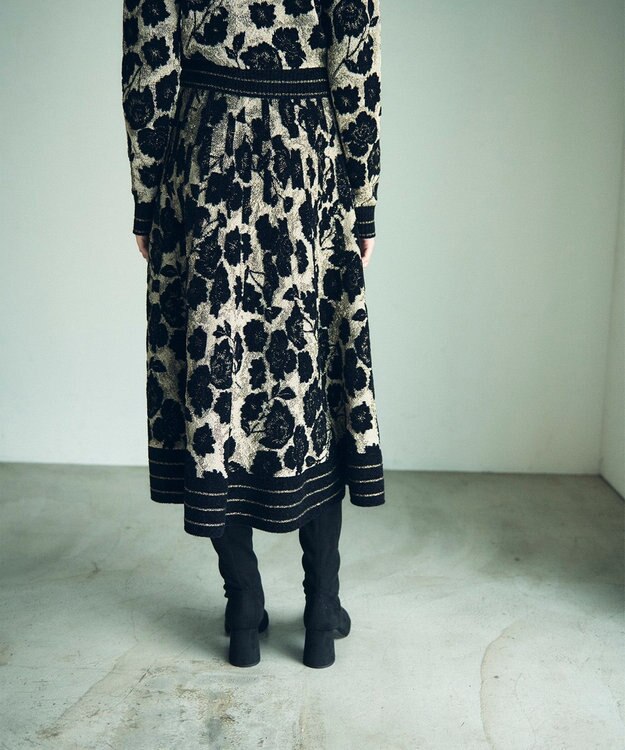 GRACE CONTINENTAL フローラルラメニットスカート ブラック