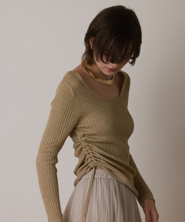 GRACE CONTINENTAL ラメリブクルーネックトップ ゴールド