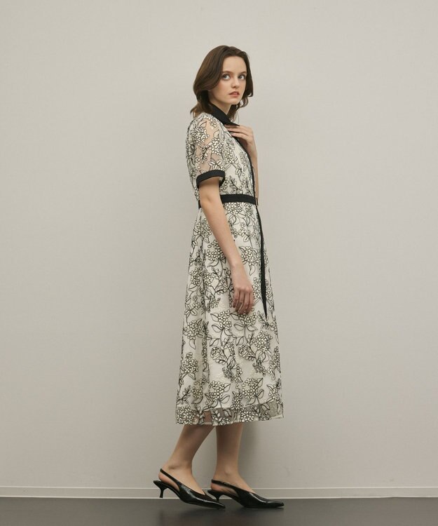 GRACE CONTINENTAL フラワーコード刺繍ワンピース キナリ