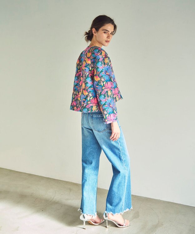 GRACE CONTINENTAL フラワージャガードノーカラージャケット ブルー