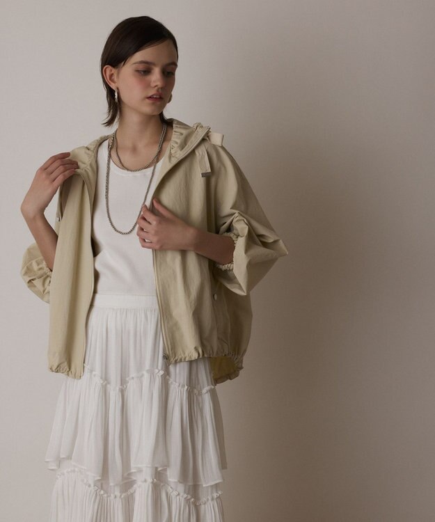 GRACE CONTINENTAL ナイロンバルーンフードジャケット ベージュ