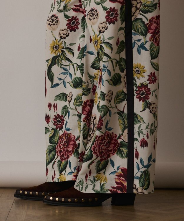 GRACE CONTINENTAL アンティークフラワープリントパンツ キナリ