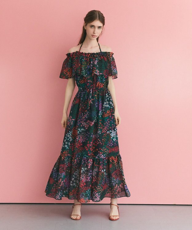 GRACE CONTINENTAL ボタニカルプリントワンピース ブラック