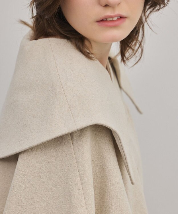 GRACE CONTINENTAL リネンオックスケープジャケット ベージュ