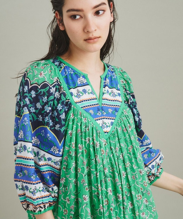 GRACE CONTINENTAL エスニックプリントオフショルワンピース GRACE CONTINENTAL エスニックプリントオフショルワンピース