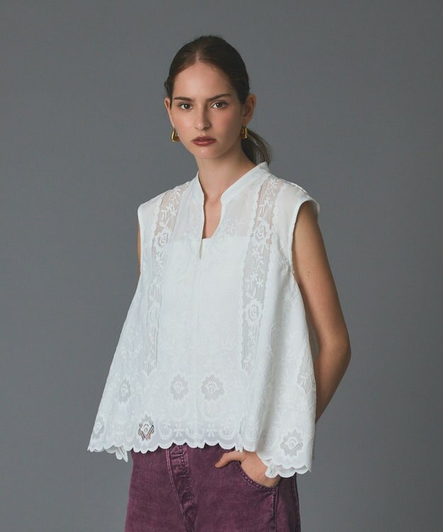 GRACE CONTINENTAL 刺繍スキッパートップ ホワイト