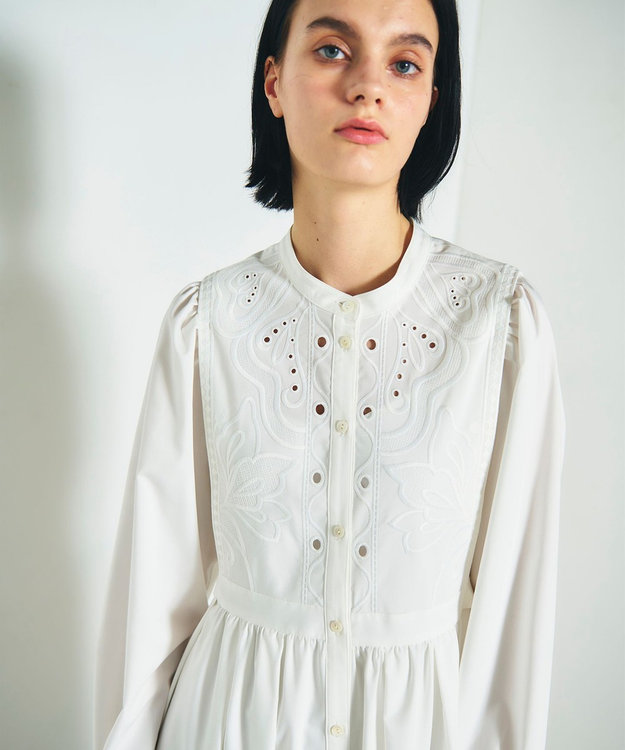 GRACE CONTINENTAL 刺繍シャツワンピース ホワイト