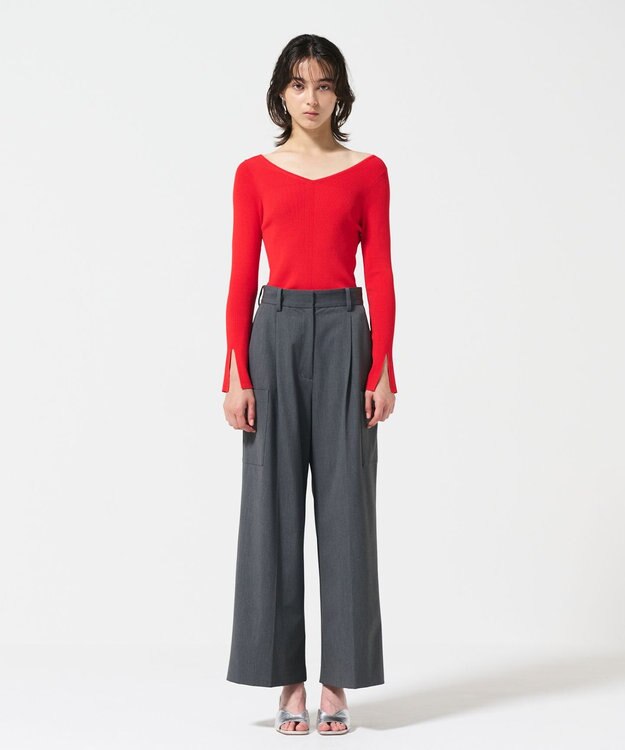 GRACE CONTINENTAL リブVネックニットトップ レッド