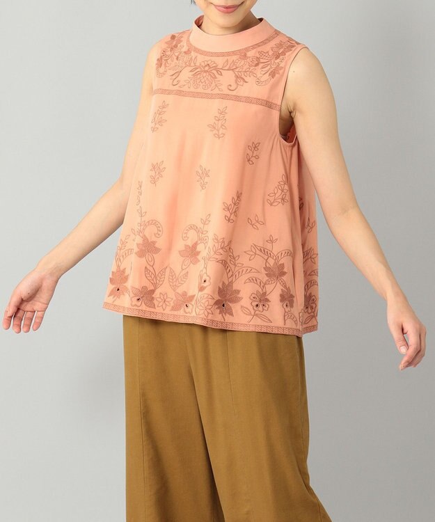 GRACE CONTINENTAL 刺繍ハイネックノースリーブ ピンク