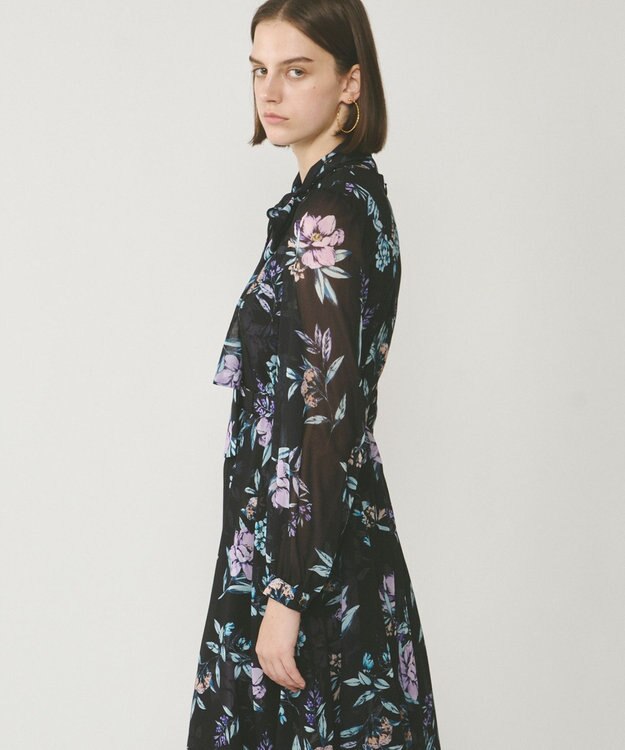 GRACE CONTINENTAL フラワーレイヤーワンピース ブラック