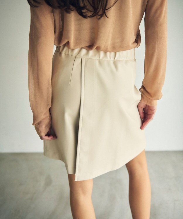 GRACE CONTINENTAL フェイクレザーミニスカート キナリ